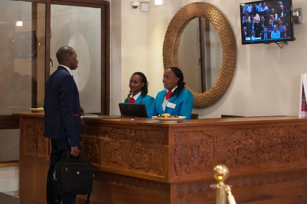 Eddy Suites, Emeli Hotel Nairobi Exterior photo