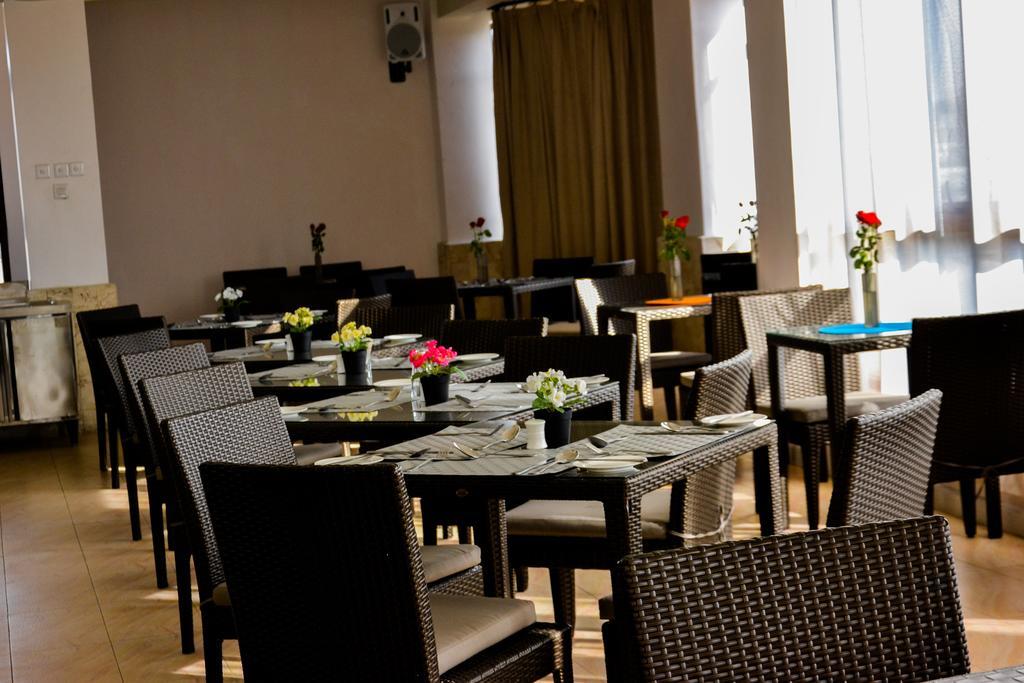 Eddy Suites, Emeli Hotel Nairobi Exterior photo